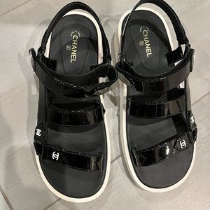 Chanel Black 20c Patent White Cc Logo Mule Slide Strap Flat Dad Daddy Sandals